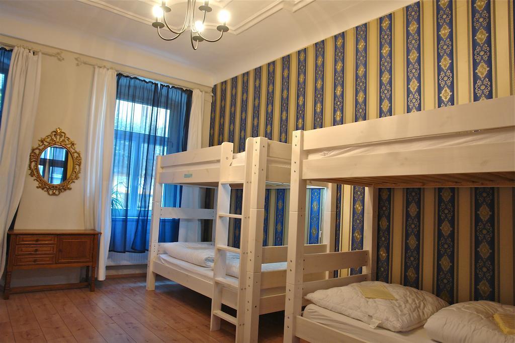 Lotte - The Backpackers Hostel